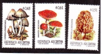 Argentinien  1992  3 Werte  **  Pilze