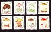 D D R  1974  8 Werte  **  Giftpilze
