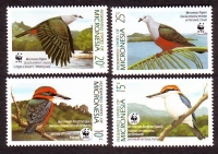 Mikronesien  1990  4 Werte  **  Bedrohte Vögel  WWF